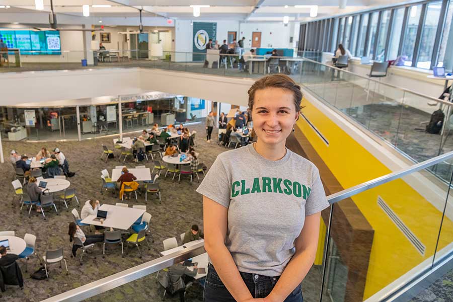 Student in the Educational Resources Center